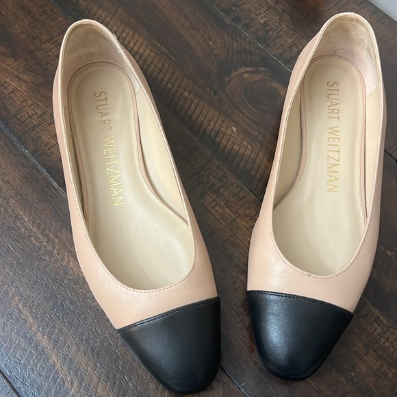 Stuart Weitzman Tan and Black Flats Pearl Heel Leather . Size 8B - Picture 10 of 10